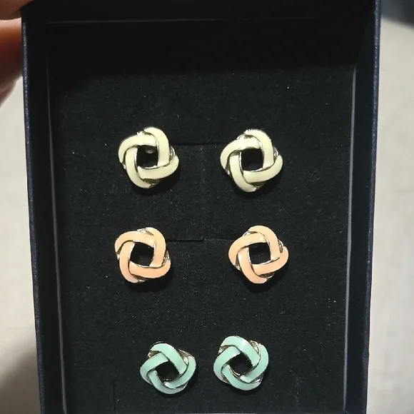 Elegant Knot Stud Earrings Set - Cream, Peach, Mint - Picture 1 of 4